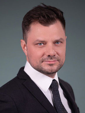 Петр Челогузов